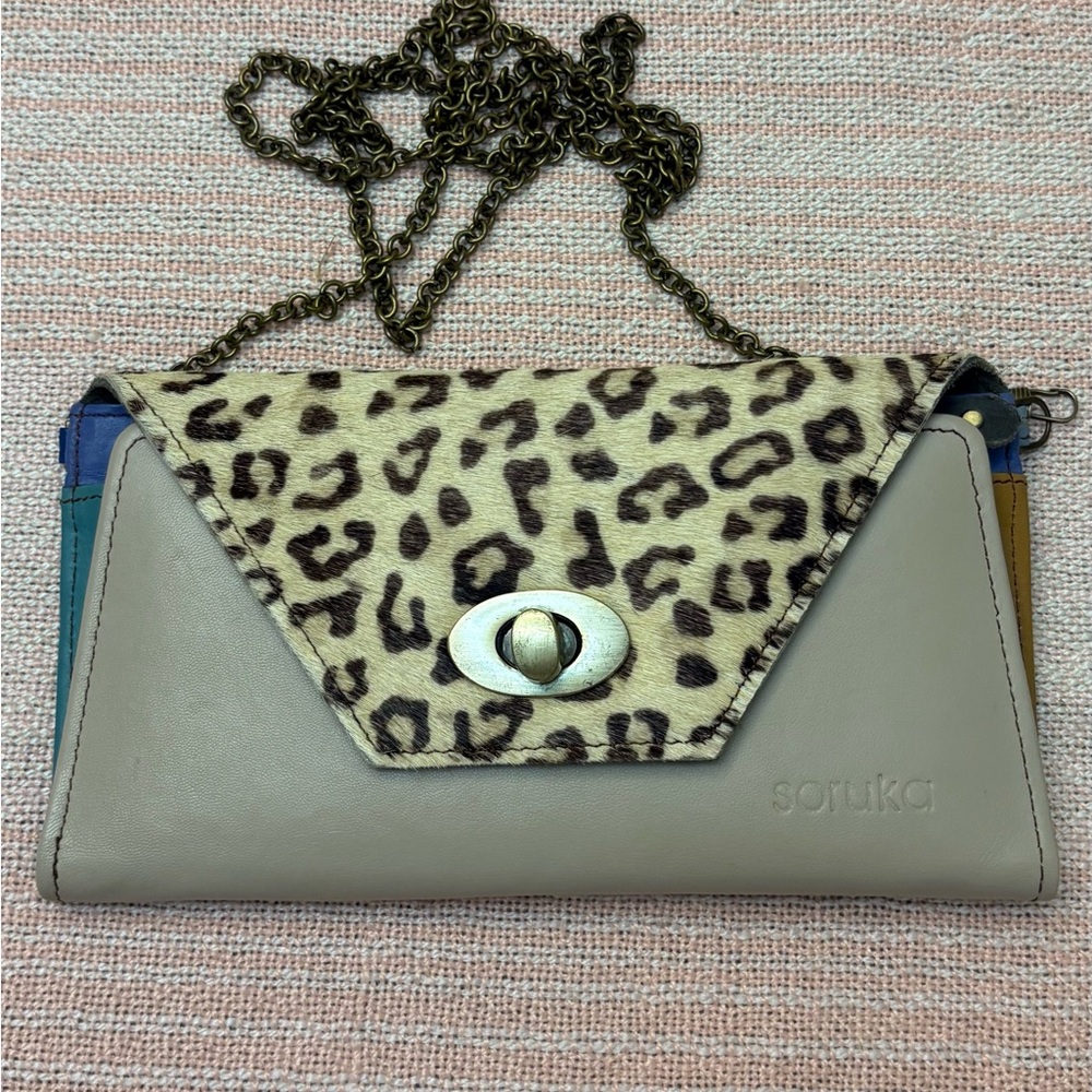 Soruka Leather Crossbody Wallet Leopard Haircalf Patchwork Chain Clutch